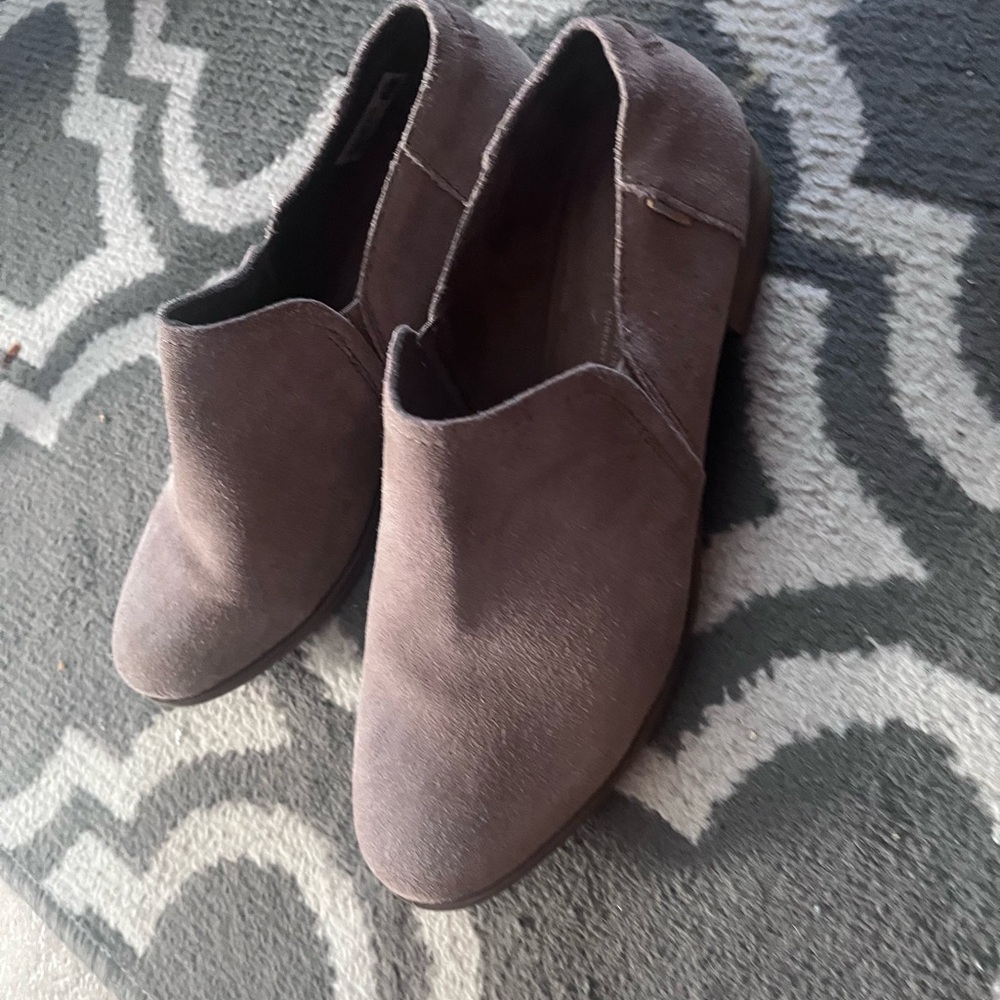 Suede Sexy !  Leather Toms  shoe